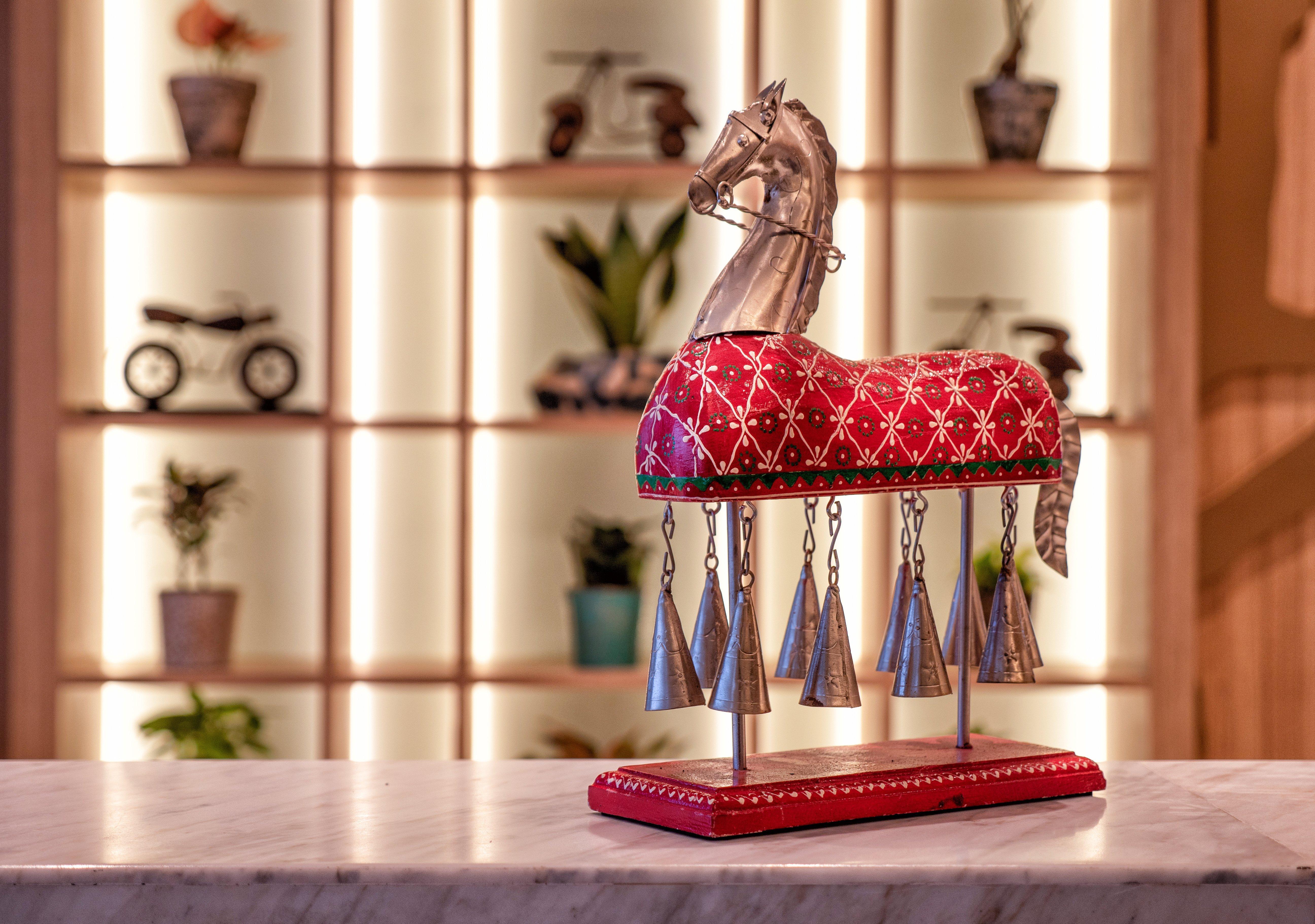 班加罗尔赛马场假日酒店 外观 照片 A wind chime